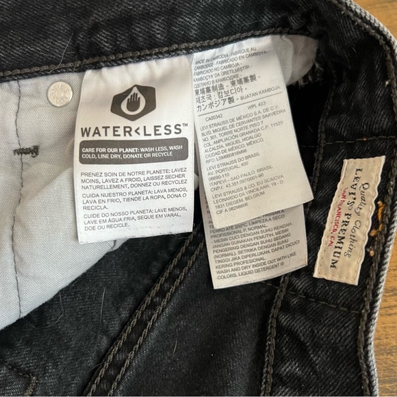 Levi’s 501 Original Cutoff High Rise shorts- Wise Up- Size 4 or 27 - Picture 13 of 14